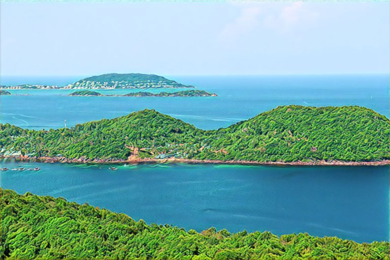 Read more about the article 48 Hours on Phú Quốc, Vietnam’s Island Paradise