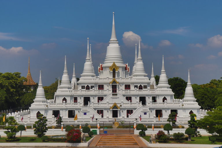 Read more about the article 10 Things To Do In Samut Prakan (Pak Nam), A Small Town Near Bangkok